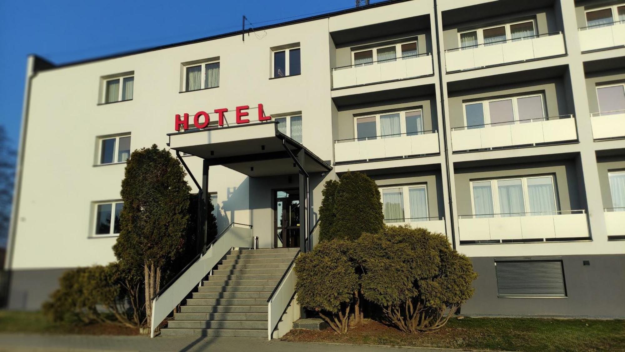 Hotel Млава Экстерьер фото